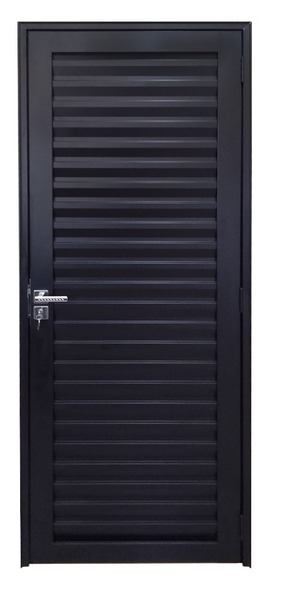 Porta com Veneziana